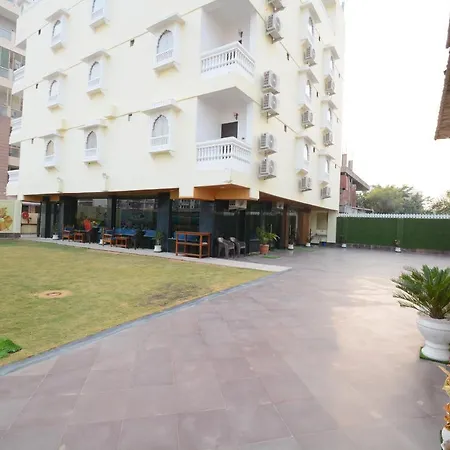 Hotel Grand Lotus Inn-3